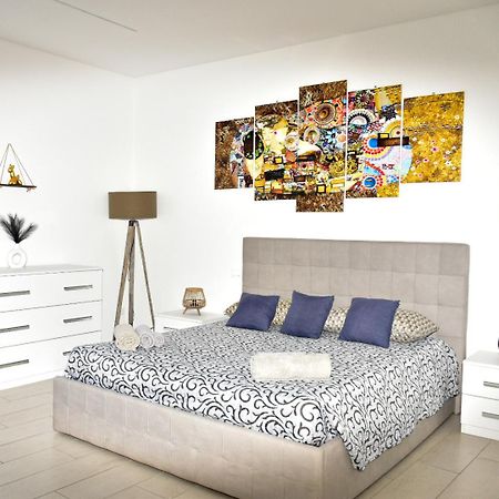 Obsidian -Centro- Wifi + Free Parking Apartment Ravenna Ngoại thất bức ảnh