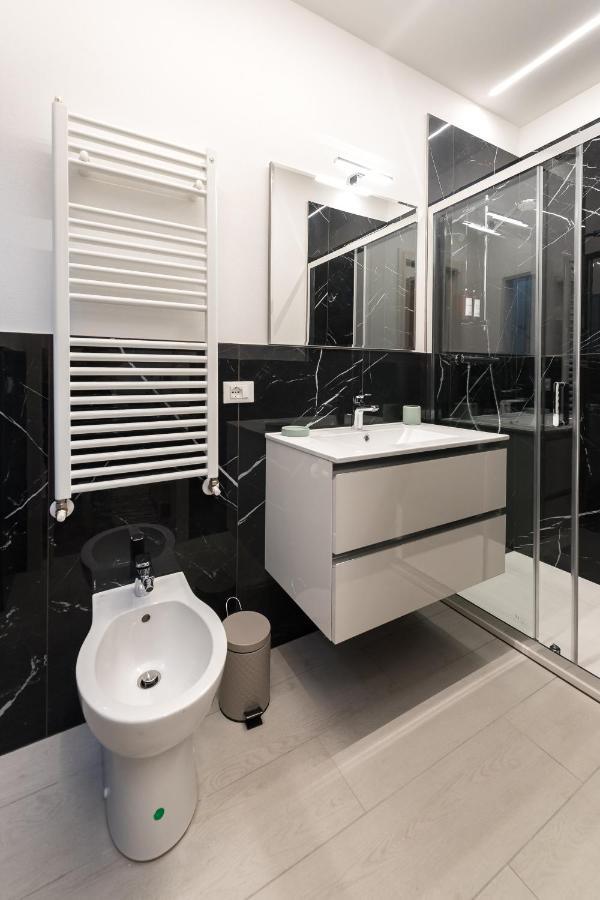 Obsidian -Centro- Wifi + Free Parking Apartment Ravenna Ngoại thất bức ảnh