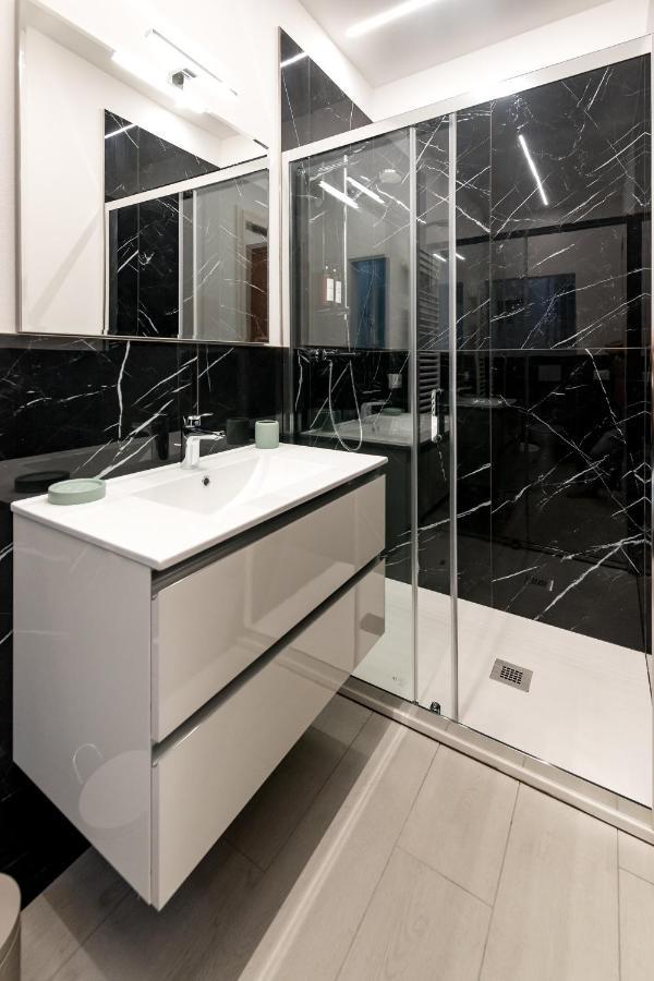 Obsidian -Centro- Wifi + Free Parking Apartment Ravenna Ngoại thất bức ảnh