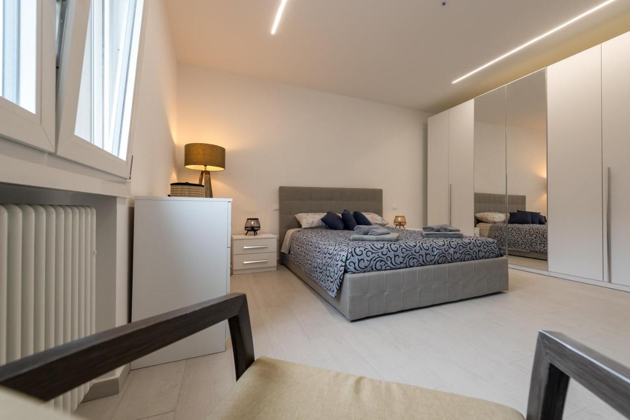 Obsidian -Centro- Wifi + Free Parking Apartment Ravenna Ngoại thất bức ảnh