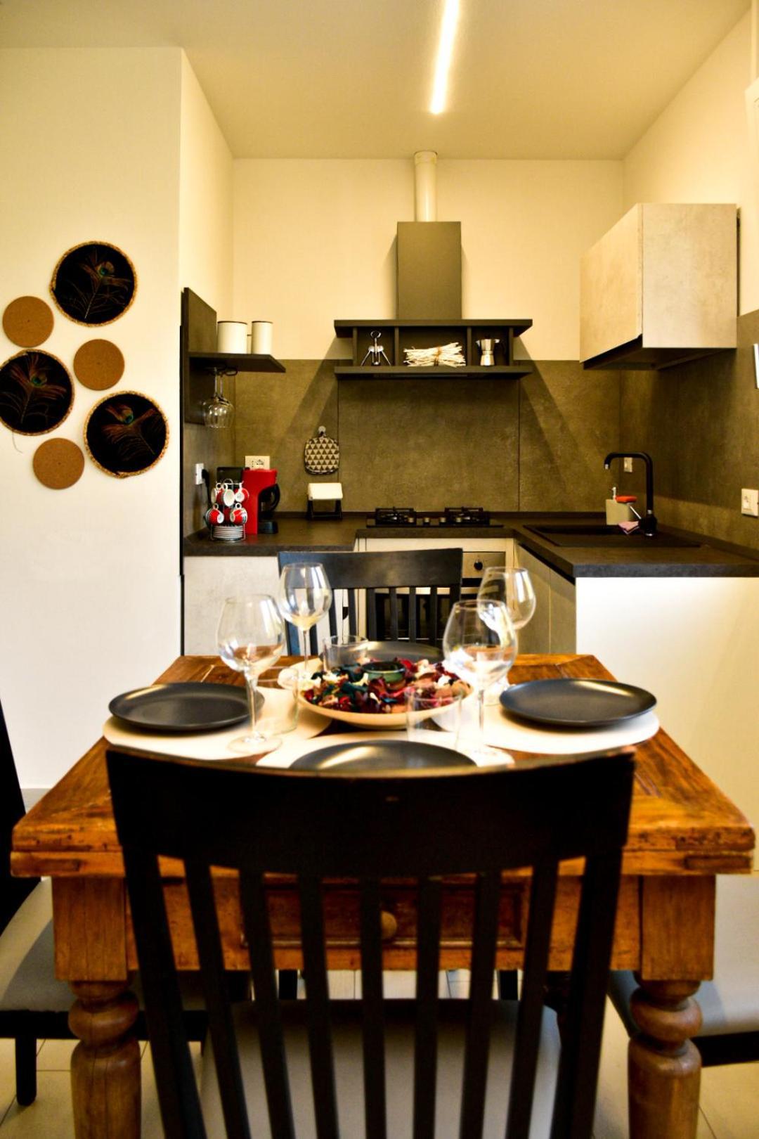 Obsidian -Centro- Wifi + Free Parking Apartment Ravenna Ngoại thất bức ảnh